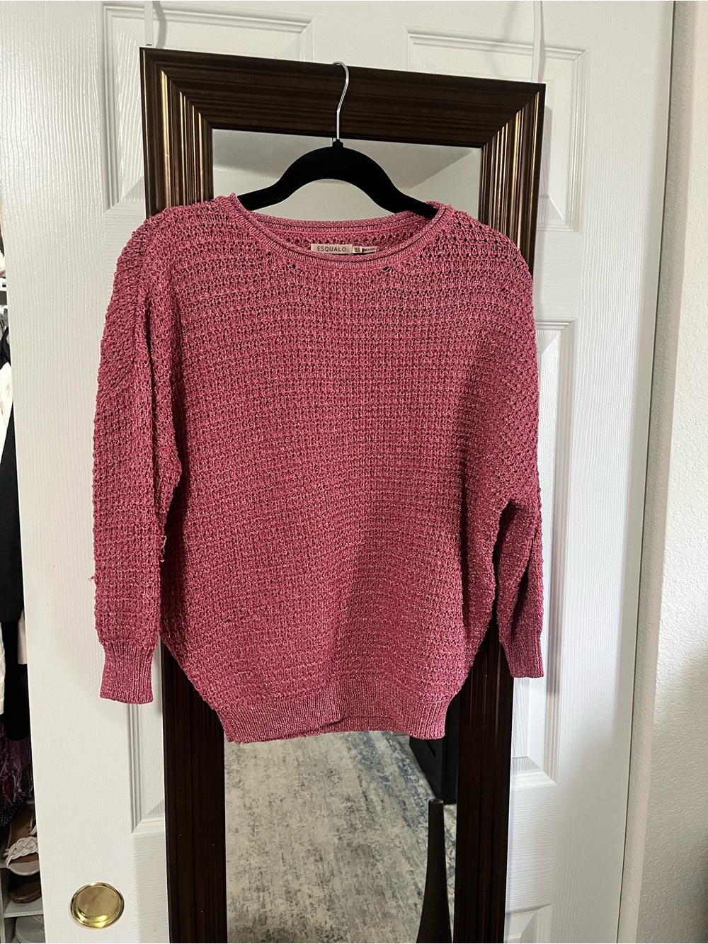 Pink Esqualo sweater with textured knit pattern